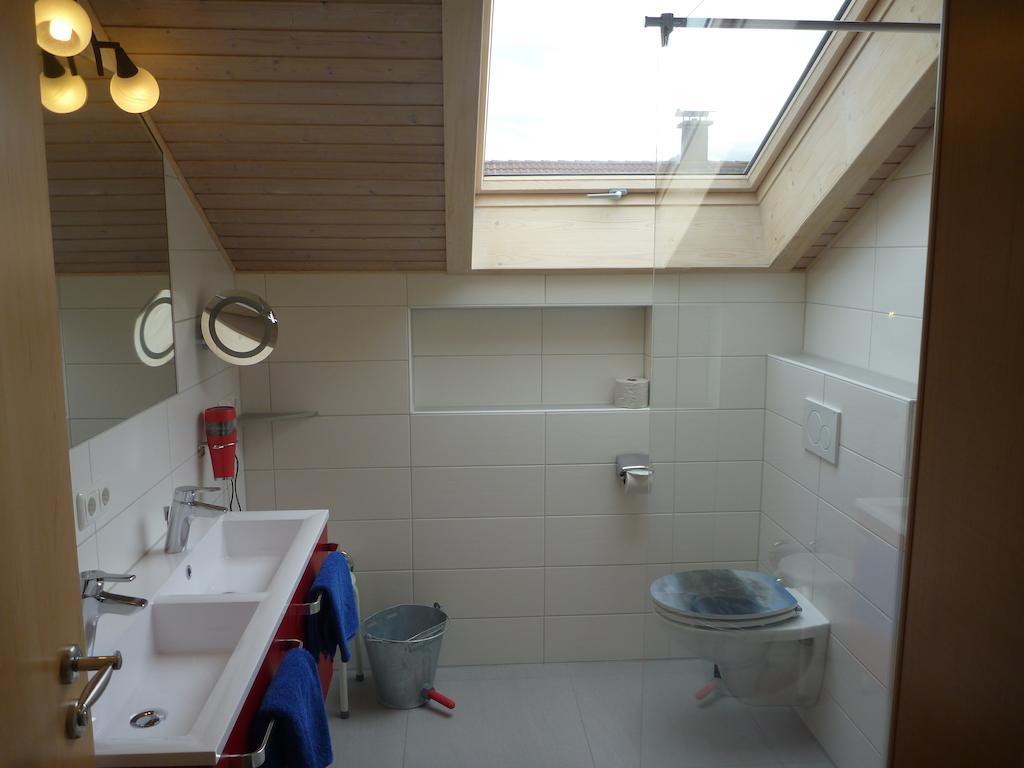 Gaestehaus Guggomos "Das Allgaeustyle" Füssen Стая снимка