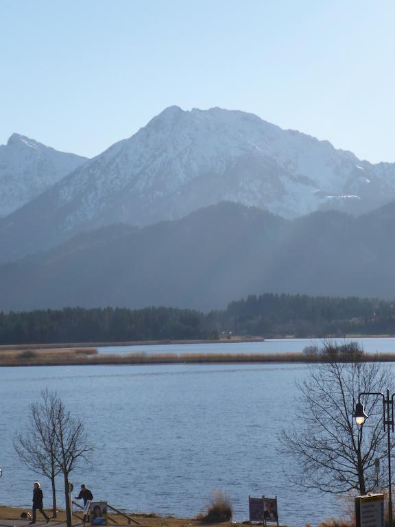 Gaestehaus Guggomos "Das Allgaeustyle" Füssen Стая снимка
