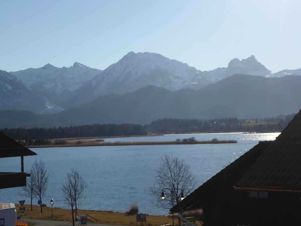 Gaestehaus Guggomos "Das Allgaeustyle" Füssen Стая снимка