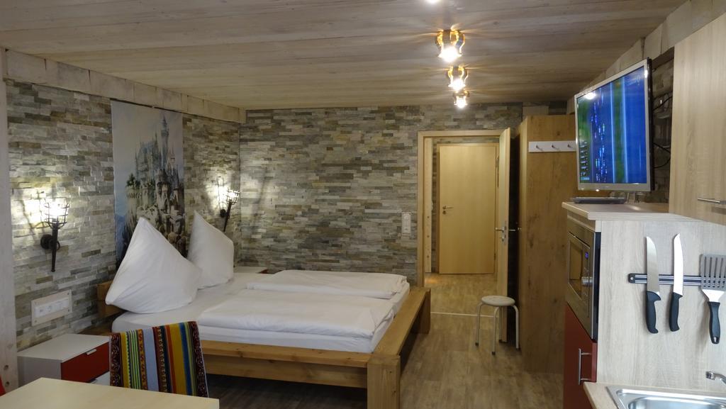 Gaestehaus Guggomos "Das Allgaeustyle" Füssen Екстериор снимка